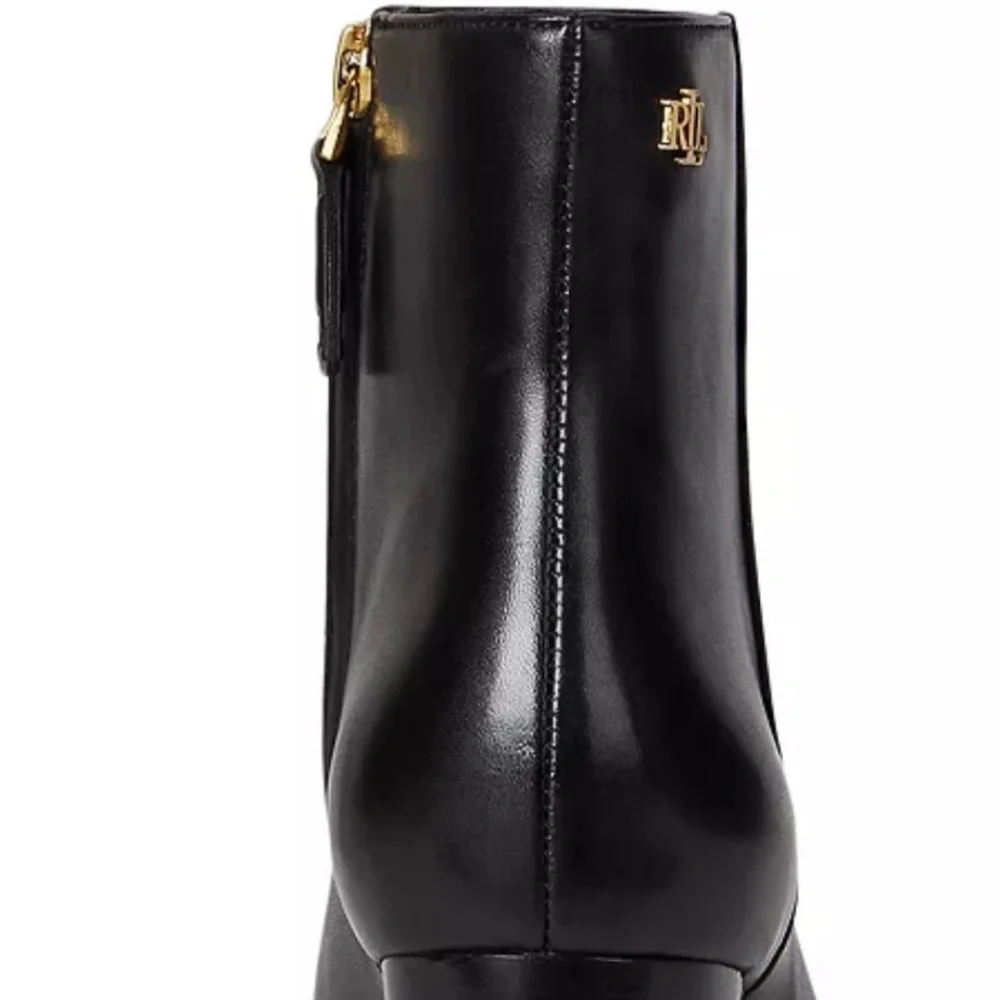 Lauren Ralph Lauren Boots NIB size 5.5